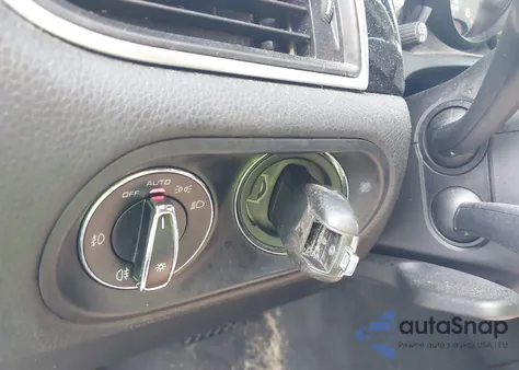 2016 Porsche Macan S z USA, uszkodzony, nr VIN WP1AB2A53GLB42628